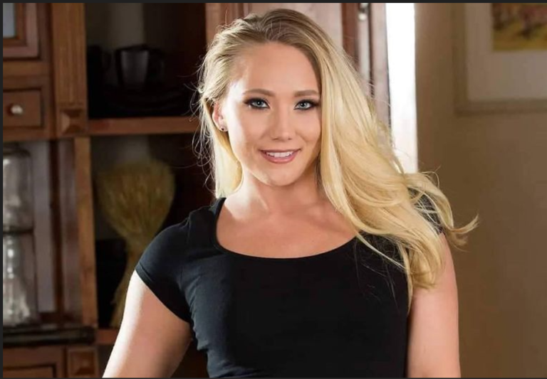 AJ Applegate Bio Net Worth, Age, Height, Relationship, Family Wiki, And More