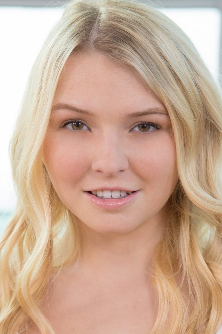 Melissa May Bio: Net Worth, Age, Height, Relationship, Education, Family, Wiki, and More