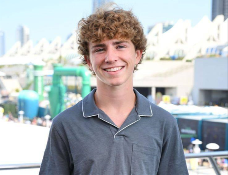 Walker Scobell Age, Height, Relationship, Net Worth, Career, Bio, Wiki, And More