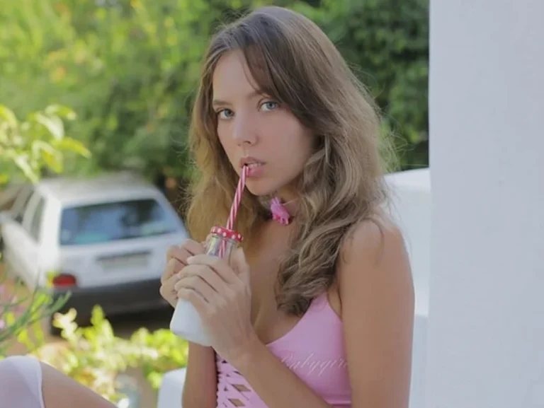 Katya Clover Bio, Age, Height, Boyfriend, Net Worth, Career, Family, and More